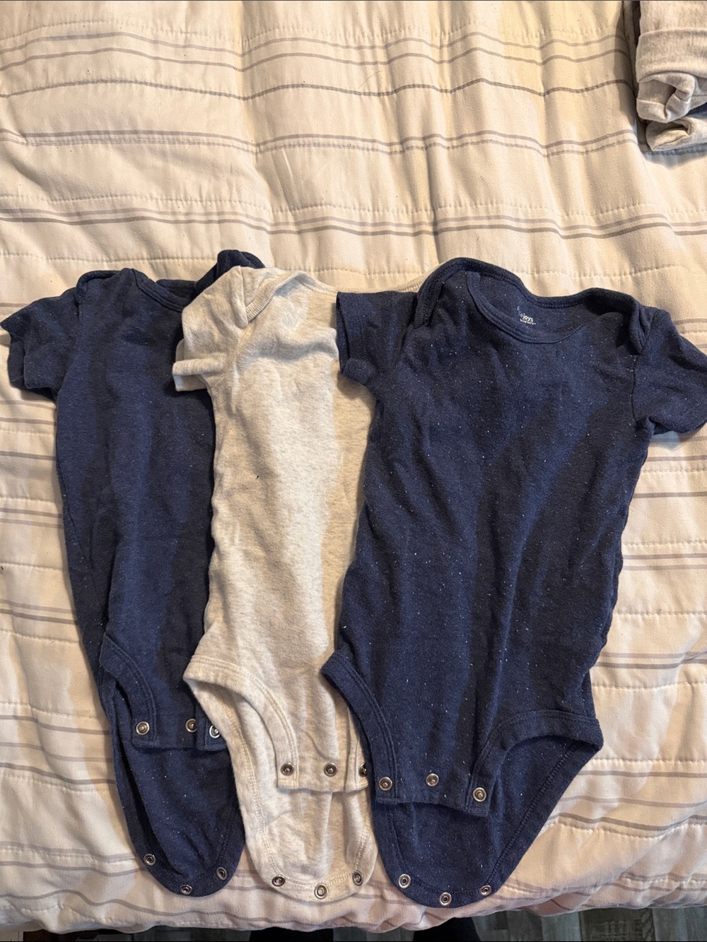 Set of Short-Sleeve Baby One-Piece Bodysuits in Navy and Light Gray
